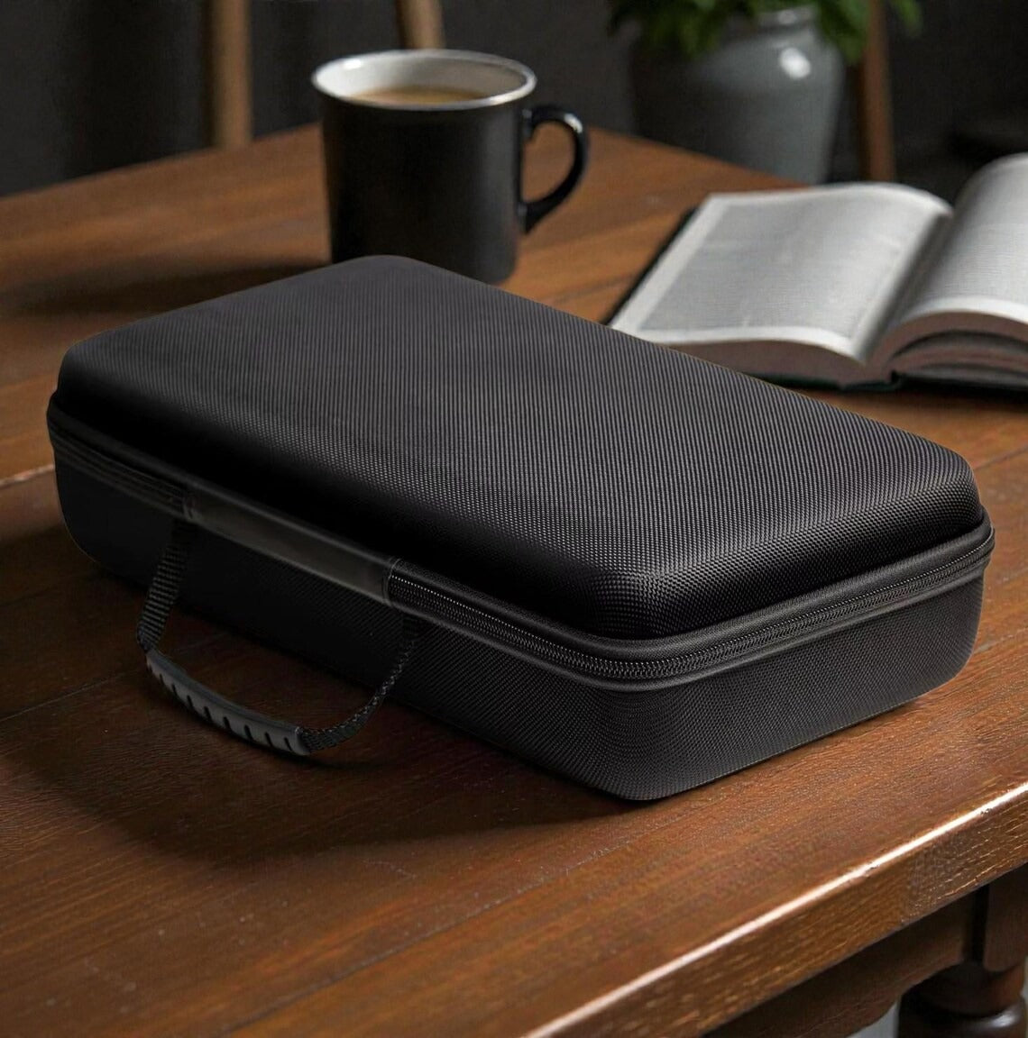 10-Watch Hard Travel Storage Case - dimensions and specifications