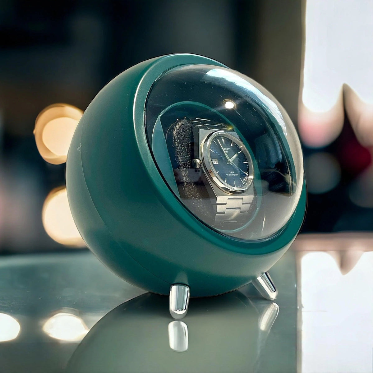 Single Automatic Watch Winder - Compact Spherical Design - operation detail