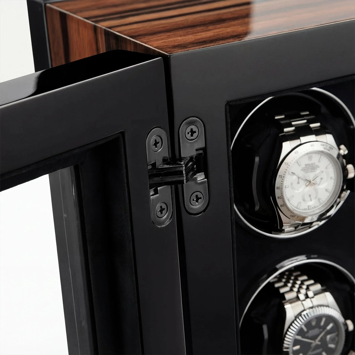 Winder Club automatic watch winder - open view